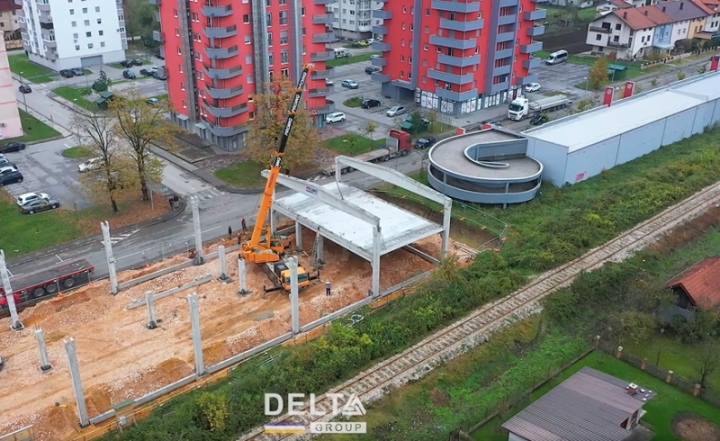 delta-market-gradnja-1.png