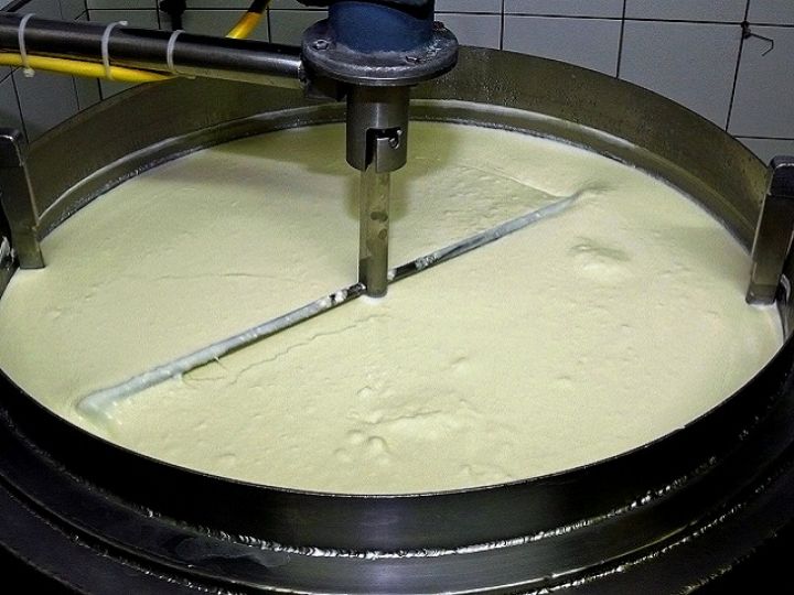 jogurt-proizvodnja-mlijeko-1.jpg